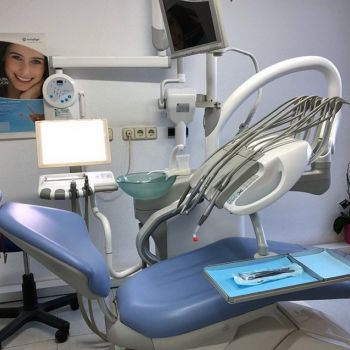 CLÍNICA DENTAL GARÓ